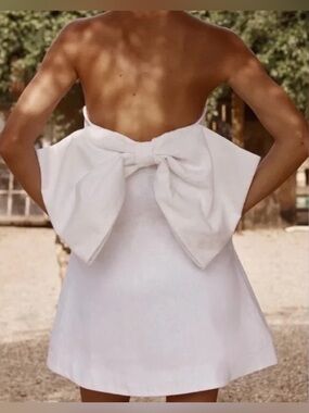 dissh white linen bow dress AISLE WHITE LINEN BACK BOW DRESS by Dissh